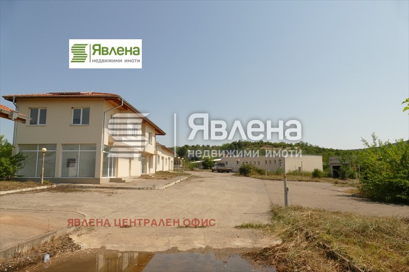 Til salg  Industribygning region Vratsa , Gorna Kremena , 49410 kvm | 76172092 - billede [2]