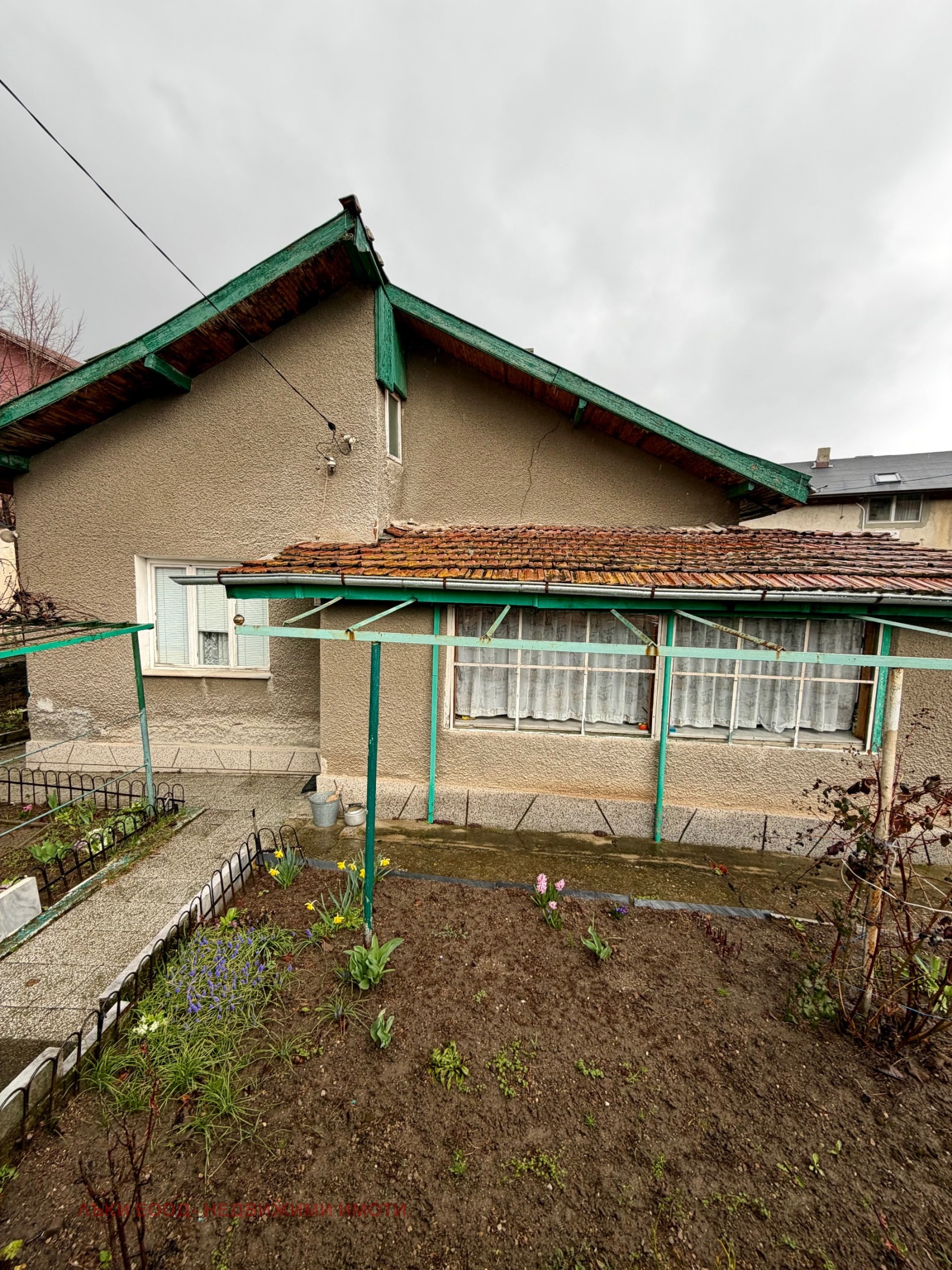 Продава КЪЩА, гр. София, с. Владая, снимка 2 - Къщи - 54202045