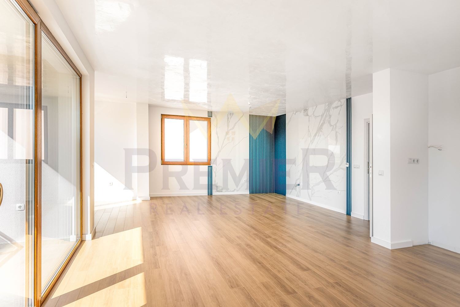 Продава КЪЩА, гр. Сандански, област Благоевград, снимка 2 - Къщи - 54520311