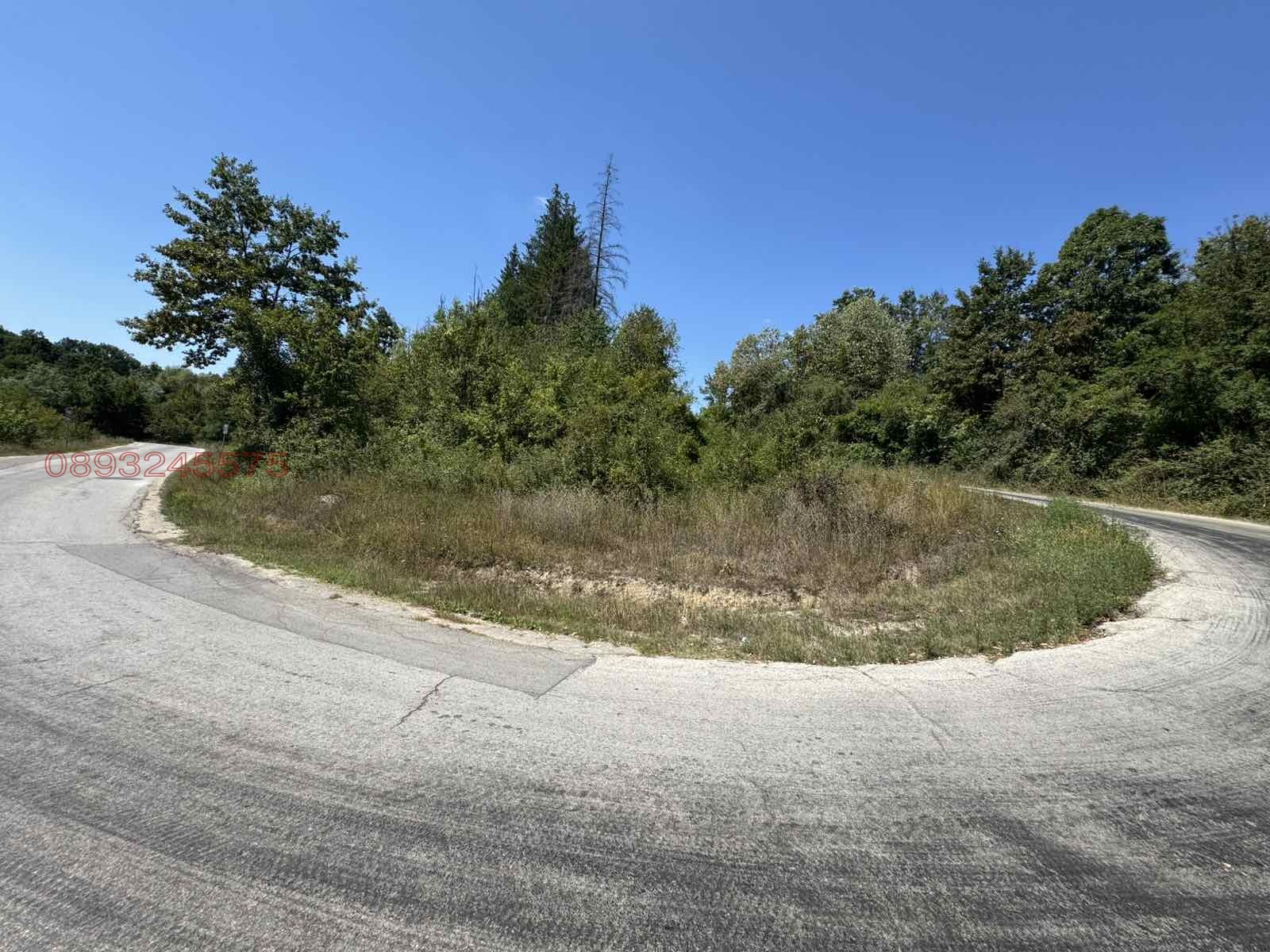 Продава ПАРЦЕЛ, с. Кметовци, област Габрово