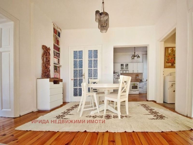 Продава 3-СТАЕН, гр. София, Център, снимка 3 - Апартаменти - 53369607