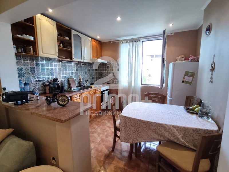 Продава ЕТАЖ ОТ КЪЩА, гр. София, гр. Банкя, снимка 3 - Етаж от къща - 52202085