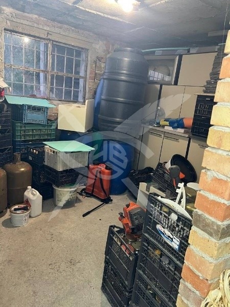 Продава ВИЛА, гр. Айтос, област Бургас, снимка 3 - Вили - 52608345