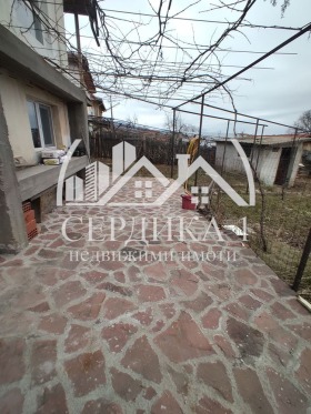 House Granitsa, region Kyustendil 13