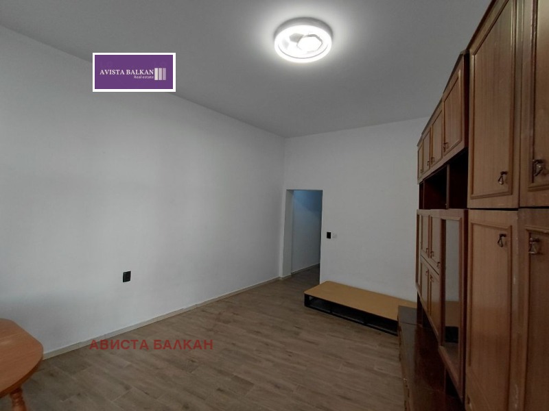 Te koop  Studio Sofia , Ljulin 6 , 33 m² | 61645323 - afbeelding [5]