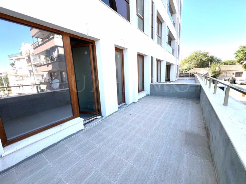 De vânzare  1 dormitor Burgas , Sarafovo , 82 mp | 36050919 - imagine [2]