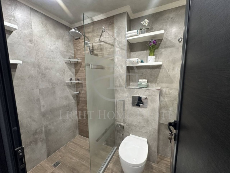 For Sale  1 bedroom Plovdiv , Mladezhki Halm , 70 sq.m | 66508843 - image [6]