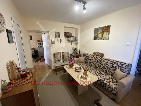 Продава КЪЩА, гр. Асеновград, област Пловдив, снимка 6 - Къщи - 53970136