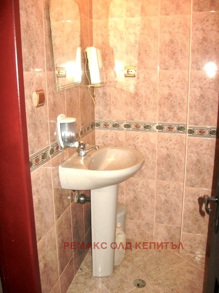 Продава ЗАВЕДЕНИЕ, гр. Велико Търново, Център, снимка 8 - Заведения - 55267639