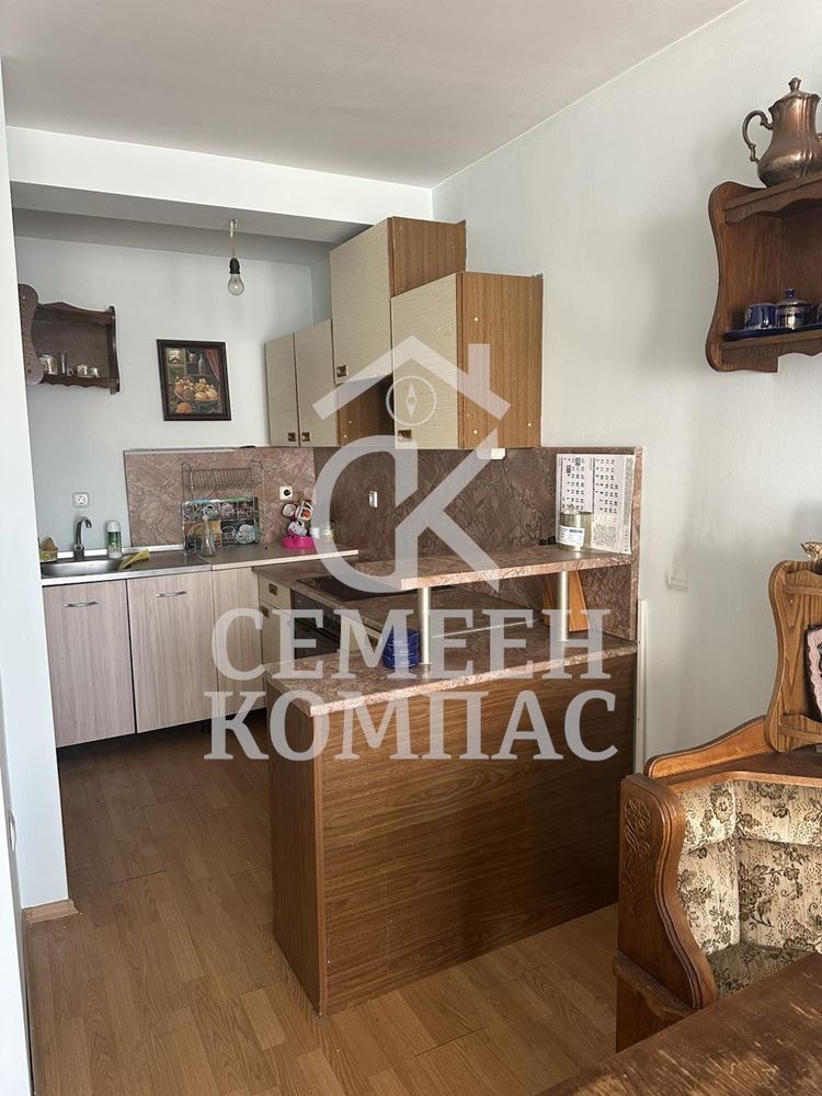 Продава 2-СТАЕН, гр. Пловдив, Каменица 2