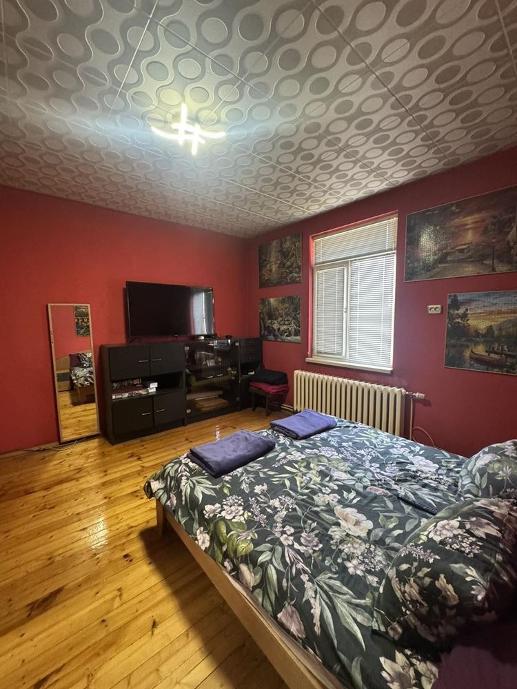 Продава ЕТАЖ ОТ КЪЩА, гр. София, Орландовци, снимка 2 - Етаж от къща - 54639278