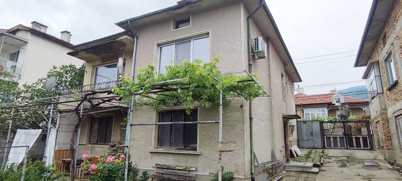 Продава  Къща град Шумен , Дивдядово , 206 кв.м | 48630655 - изображение [2]