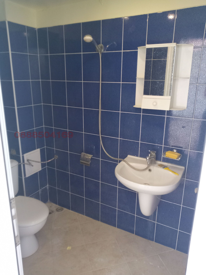 Till salu  affär Plovdiv , Ostromila , 31 kvm | 29099066 - bild [7]
