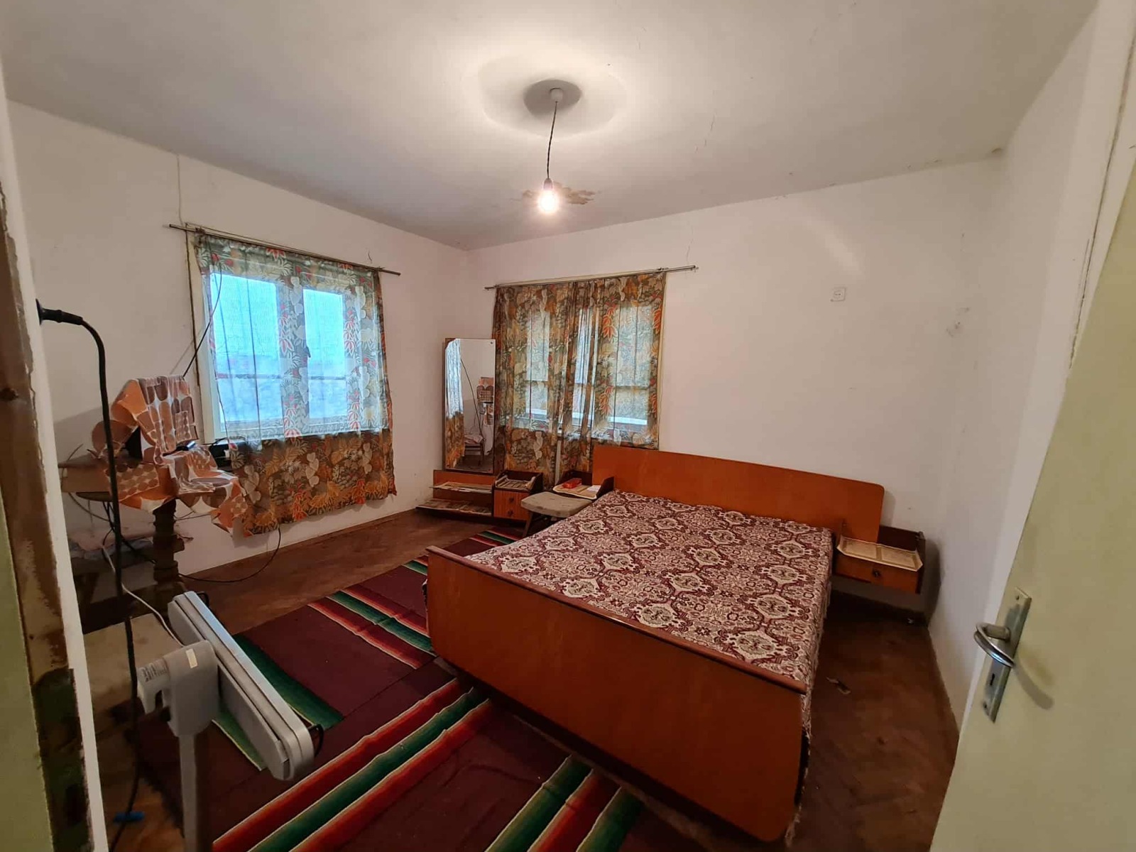 Продава КЪЩА, с. Брест, област Плевен, снимка 3 - Къщи - 54502643