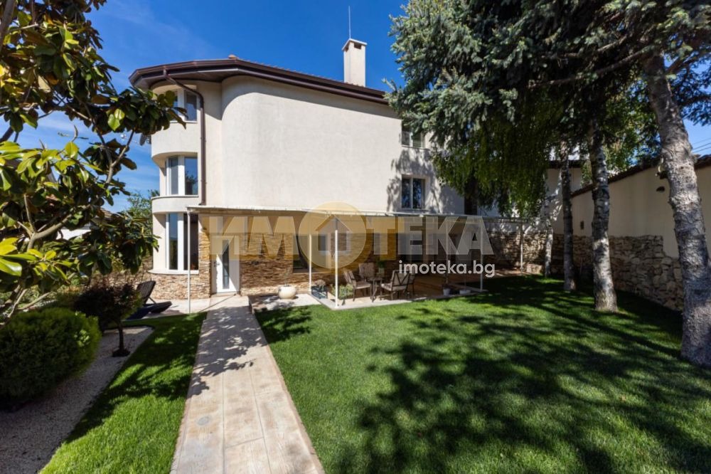 Продава КЪЩА, гр. Варна, м-т Пчелина, снимка 2 - Къщи - 54746257