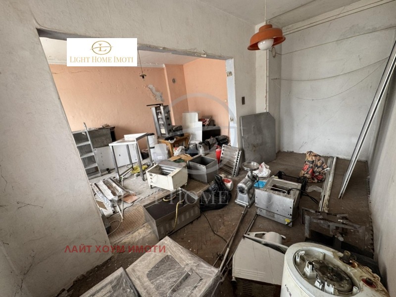 Myytävänä  2 makuuhuonetta Plovdiv , Tsentar , 98 neliömetriä | 92930722 - kuva [2]
