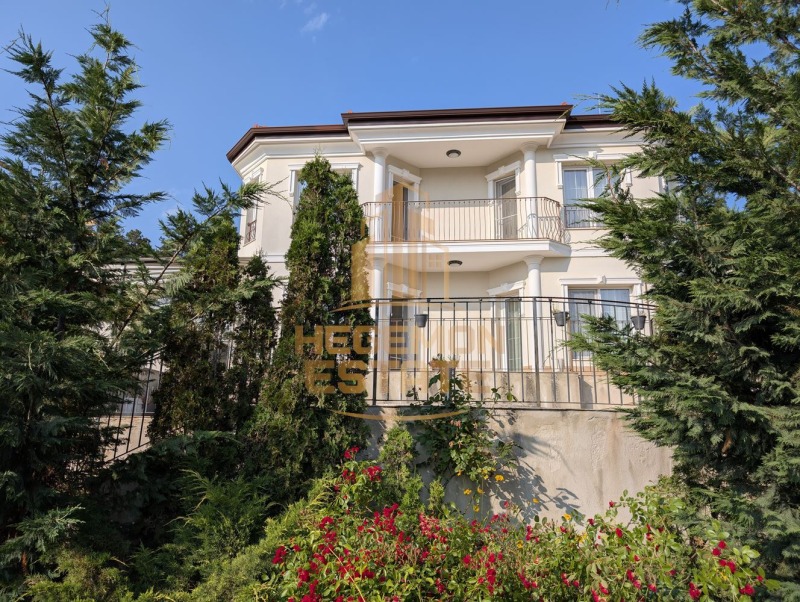 Продава КЪЩА, град Варна, м-т Манастирски рид • 580000 € / 1134381.40 лв. • 98968210 1