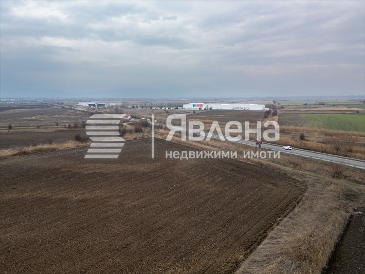 À vendre  Parcelle Plovdiv , Indoustrialna zona - Sever , 4269 m² | 56106838