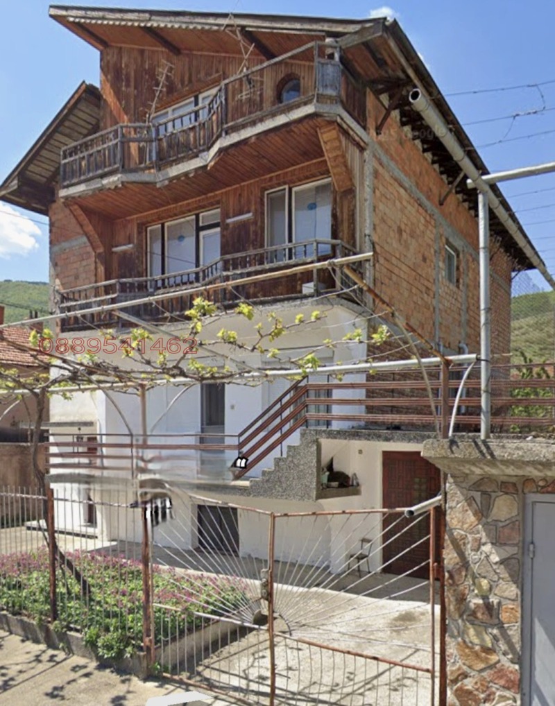 Продава ЕТАЖ ОТ КЪЩА в област Пловдив, гр. Кричим - 200 кв.м / 110 000 € » 215 141.30 лв.