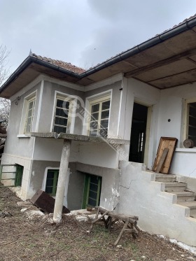 Продажба на имоти в гр. Стражица, област Велико Търново - изображение 18 