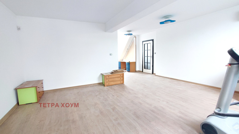 De vânzare  3 dormitoare Sofia , Strelbiște , 250 mp | 33387376 - imagine [7]