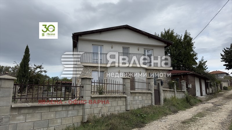 Продава КЪЩА, гр. Варна, м-т Ракитника, снимка 1 - Къщи - 47347757