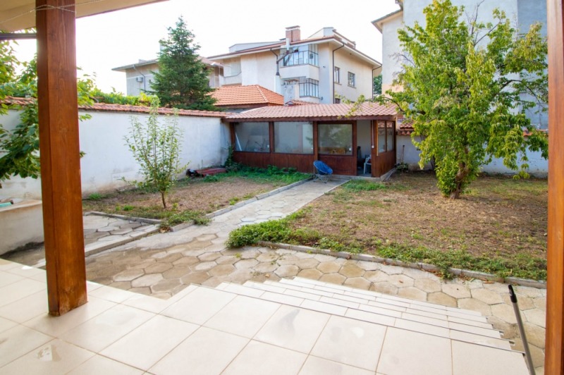 Продава КЪЩА, гр. Сливен, Ново село, снимка 14 - Къщи - 52490928