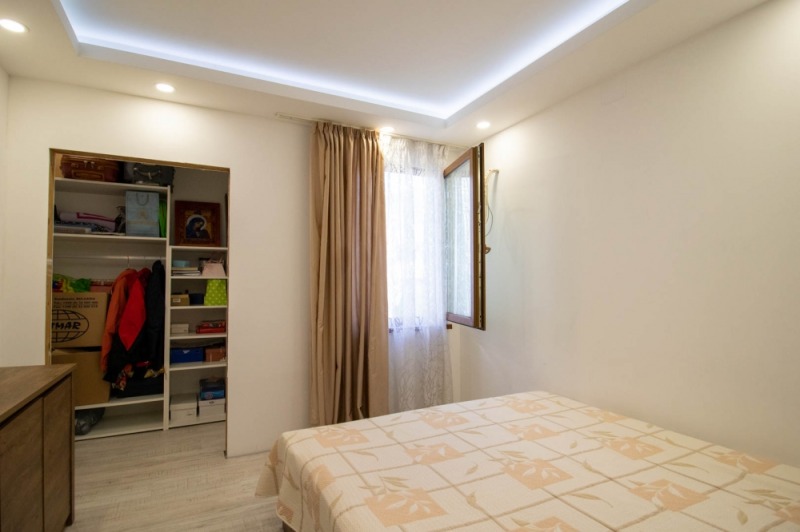 Продава КЪЩА, гр. Сливен, Ново село, снимка 4 - Къщи - 52490928