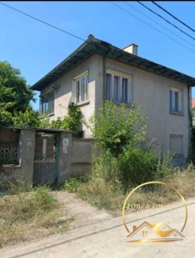 КЪЩА, 146 m2
