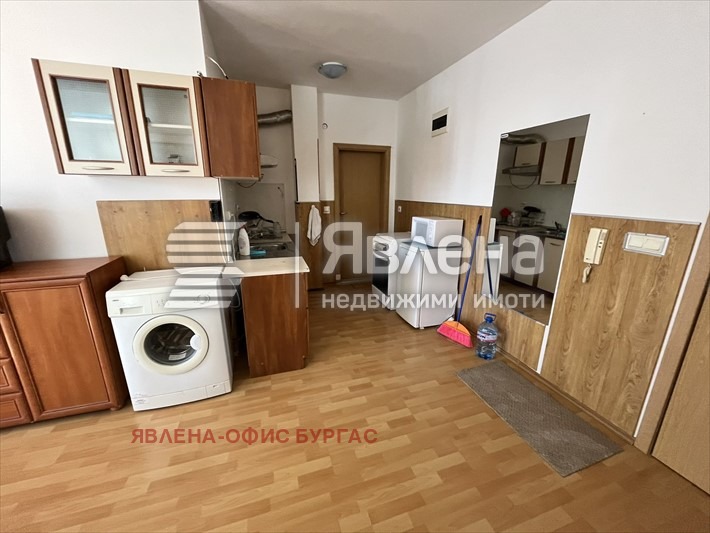 À venda  1 quarto região Burgas , k.k. Slantchev briag , 72 m² | 10275084 - imagem [2]
