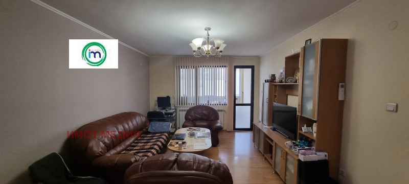 Продава 3-СТАЕН, град Пазарджик, Център • 134999 € / 264035.09 лв. • 60199076 1