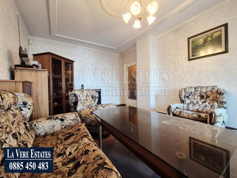 Продава 4-СТАЕН, гр. Русе, Чародейка - Юг, снимка 5 - Апартаменти - 53358552