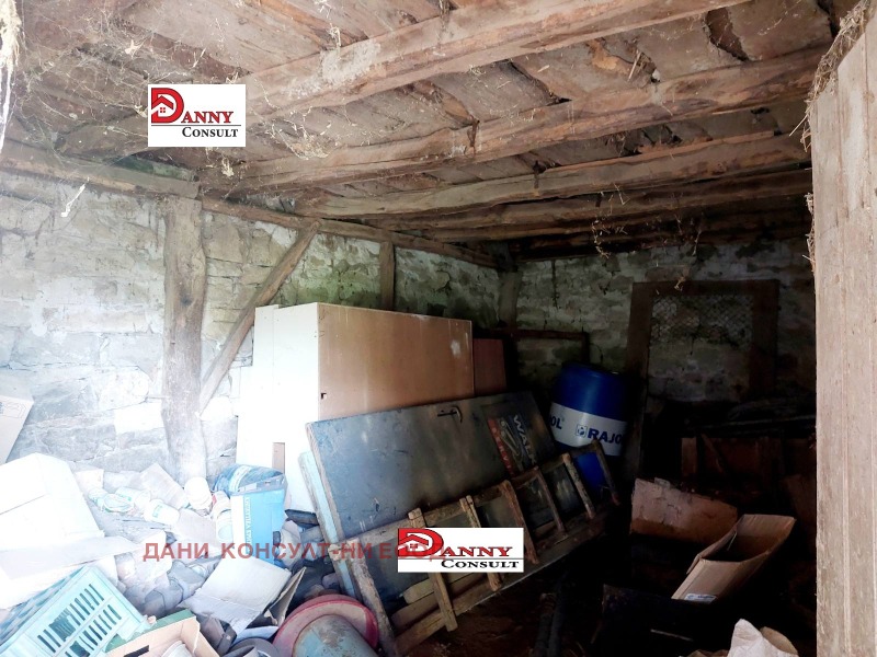 Продава КЪЩА, с. Присово, област Велико Търново, снимка 15 - Къщи - 52166440