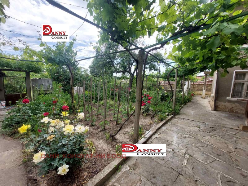 Продава КЪЩА, с. Присово, област Велико Търново, снимка 16 - Къщи - 52166440