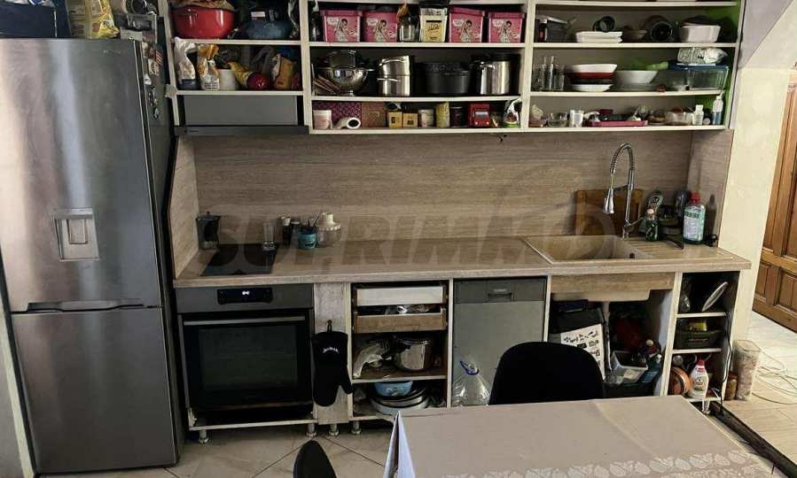 Продава ЕТАЖ ОТ КЪЩА, гр. Пловдив, Център, снимка 9 - Етаж от къща - 55358899