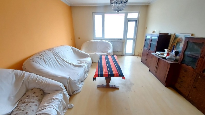 Продава МНОГОСТАЕН в град Хасково, Овчарски - 150 кв.м / 100 000 € » 195 583.00 лв., ИМОТИ-МИРА