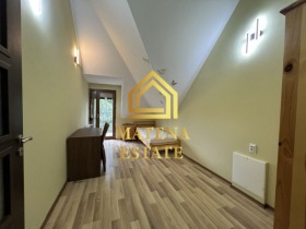 Hus v.z.Kinotsentara, Sofia 5