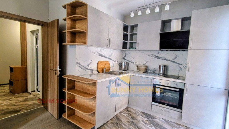 Продава  2-стаен, град Велико Търново, Център •  140 000 € • ID 95971925 — holmes.bg - [1] 