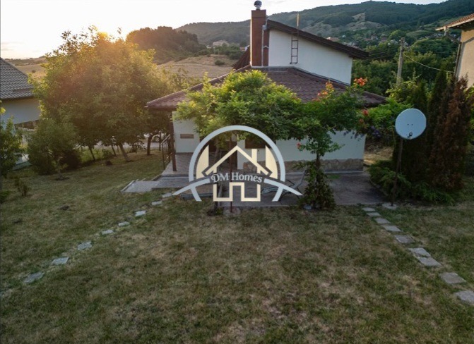 Продава КЪЩА, с. Люлин, област Перник, снимка 14 - Къщи - 53971897