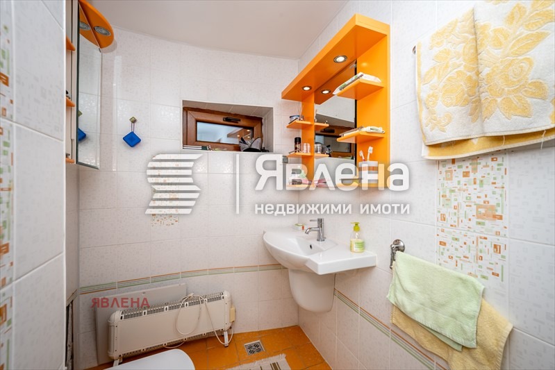 Продава КЪЩА, гр. София, с. Лозен, снимка 13 - Къщи - 55669197
