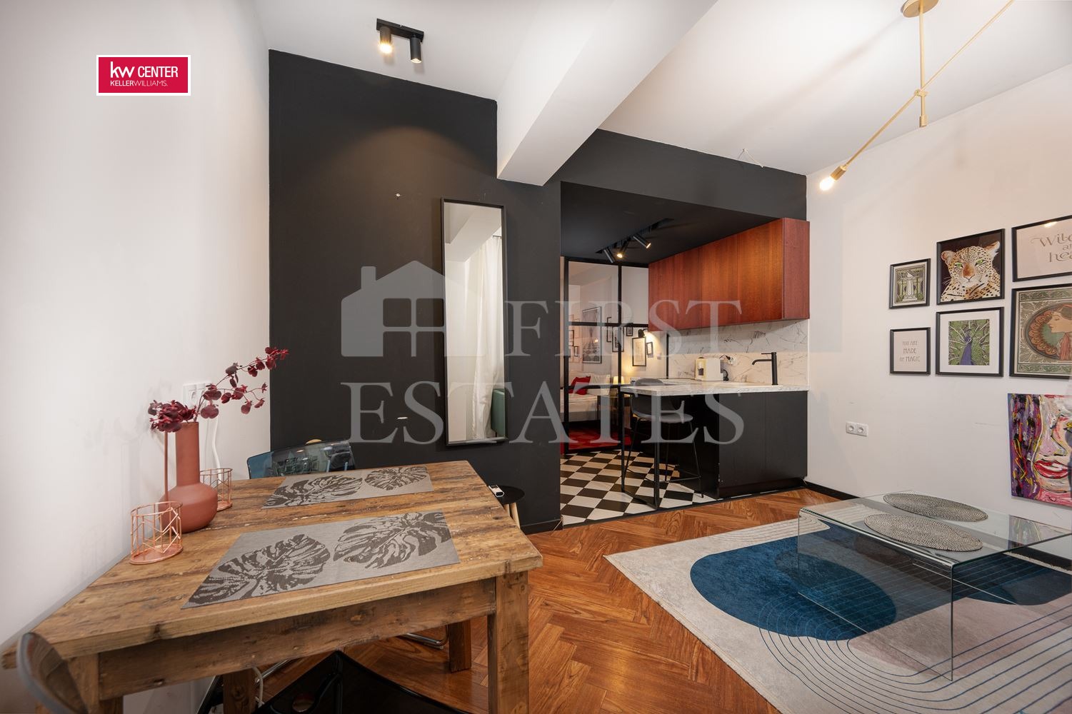 Продава 2-СТАЕН, гр. София, Център, снимка 2 - Апартаменти - 54287162
