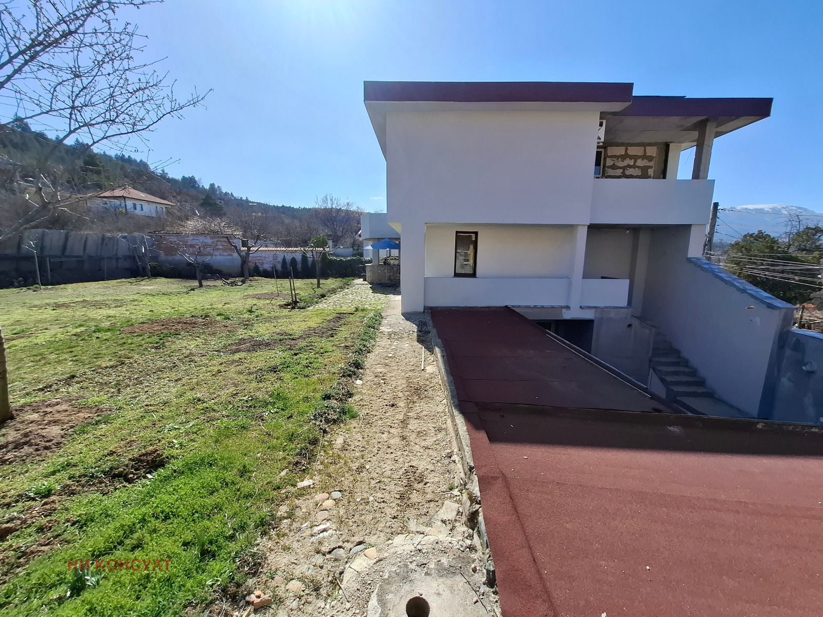 Продава КЪЩА, гр. София, с. Герман, снимка 3 - Къщи - 53871282