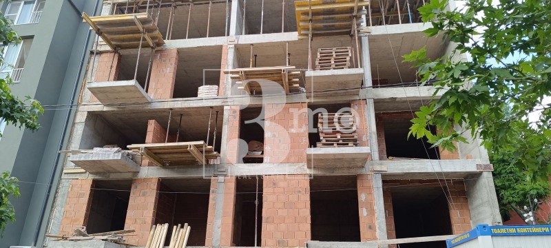 In vendita  2 camere da letto Sofia , Pavlovo , 107 mq | 92857495