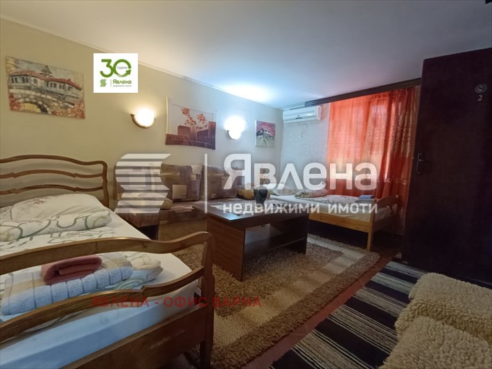 Till salu  Hus region Shumen , Pliska , 260 kvm | 31658577 - bild [14]