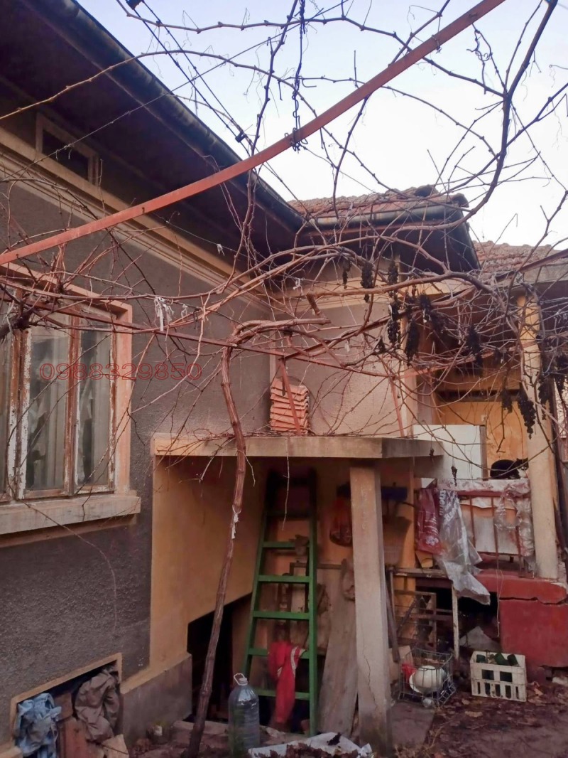 Продава КЪЩА, гр. Тутракан, област Силистра, снимка 3 - Къщи - 52782491