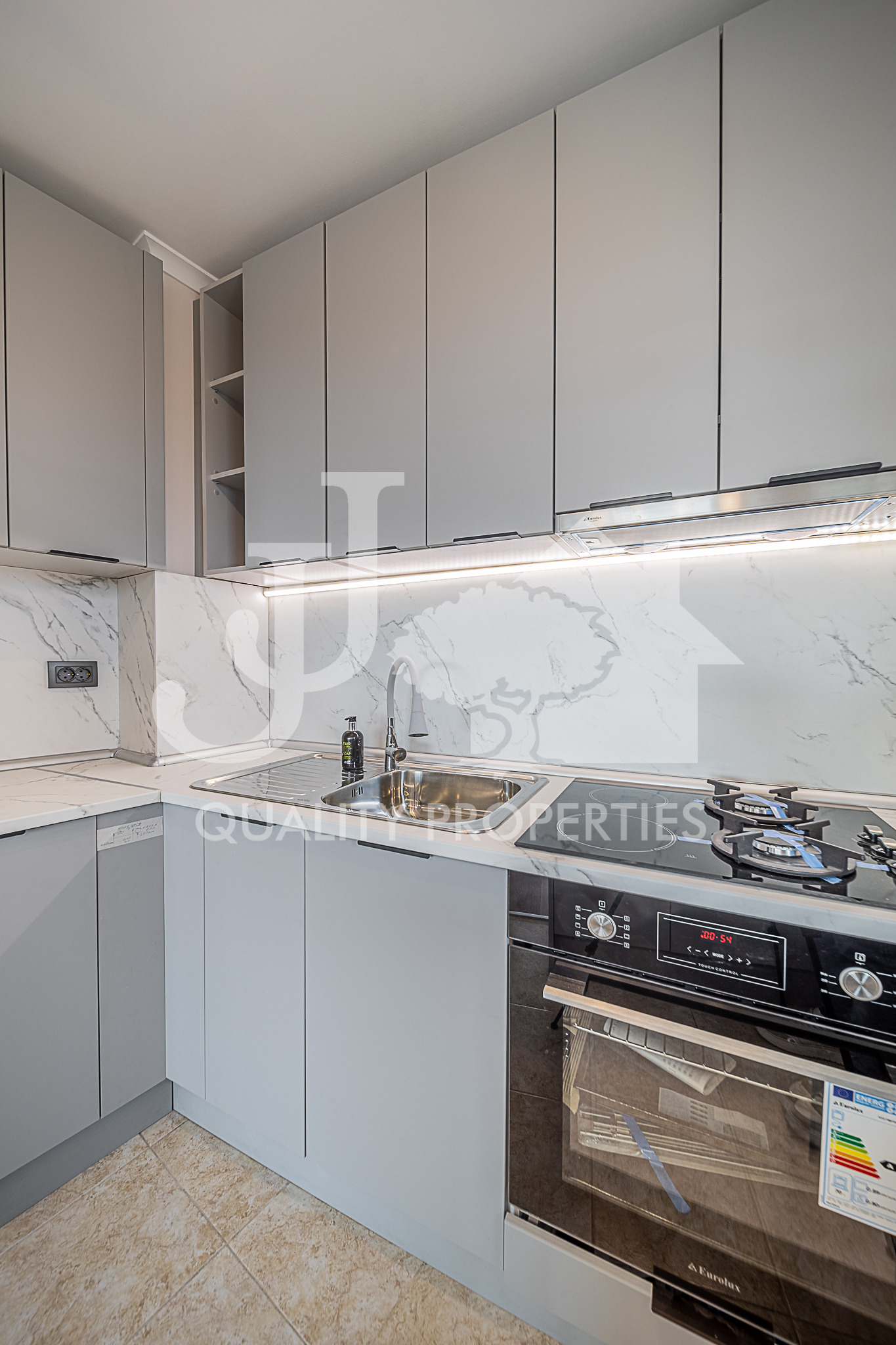 Продава 2-СТАЕН, гр. София, Карпузица, снимка 4 - Апартаменти - 54191584