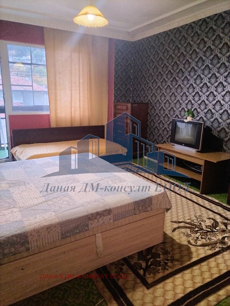 Продава 2-СТАЕН, гр. Шумен, Военно училище, снимка 5 - Апартаменти - 52831135