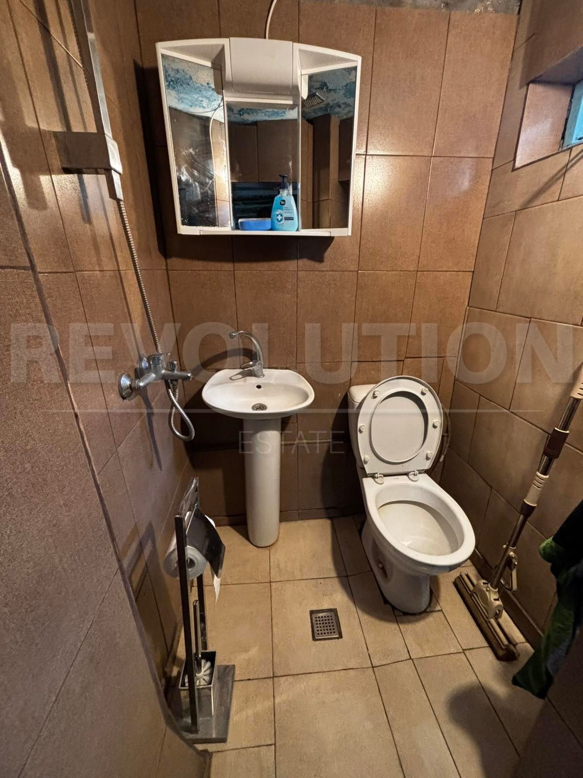 Продава КЪЩА, с. Зимевица, област София област, снимка 11 - Къщи - 54834324