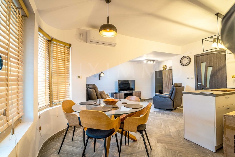 Продава 3-СТАЕН в град Бургас, Център - 128 кв.м / 355 000 € » 694 319.65 лв., ЛУКСИММО - БУРГАС