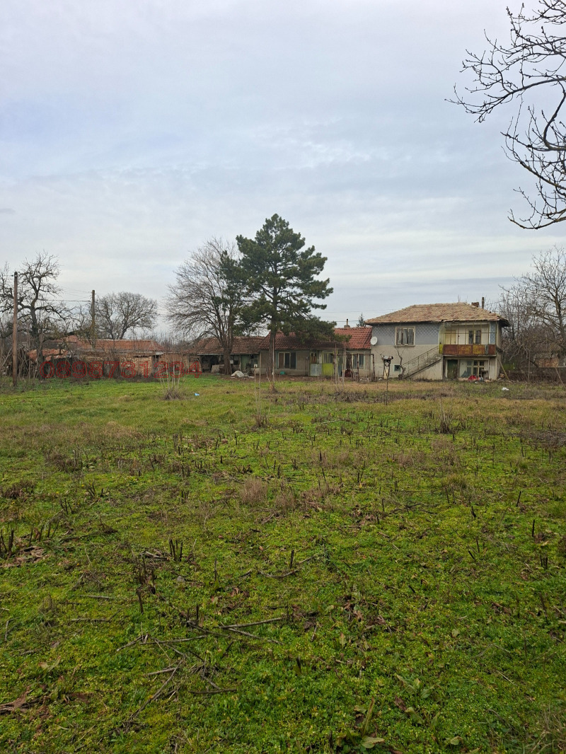 Продава КЪЩА в област Варна, с. Ветрино - 2238 кв.м / 42 000 € » 82 144.86 лв.